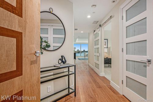 apt-63-201 Beers St, Port Huron, MI, 48060-3953 | Card Image