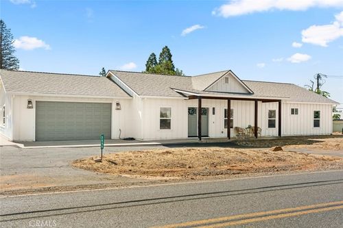 3696 Neal Road, Paradise, CA, 95969 | Card Image