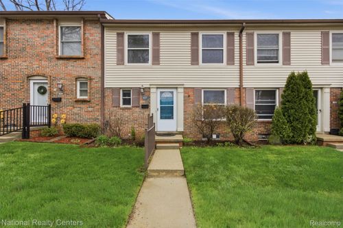 18691 Jamestown Cir, Northville, MI, 48168-3528 | Card Image