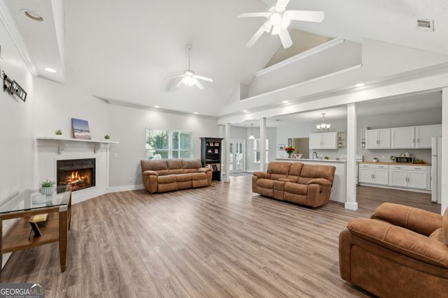 389 Magnolia Dr, House other with 3 bedrooms, 2 bathrooms and null parking in Waverly GA | Image 11