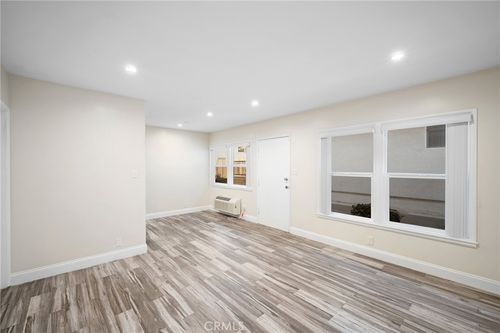 apt-b-2930 Fairmount Ave, La Crescenta, CA, 91214-2852 | Card Image