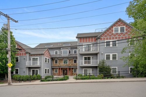3-224 Florence St, Boston, MA, 02131-3771 | Card Image