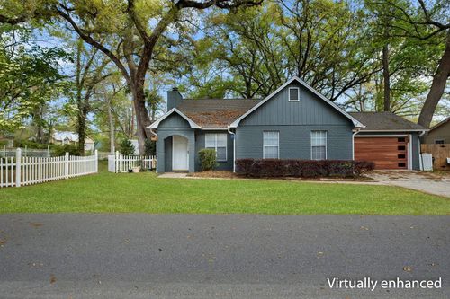 1552 Cinnamon Bear Cir, TALLAHASSEE, FL, 32311-4163 | Card Image