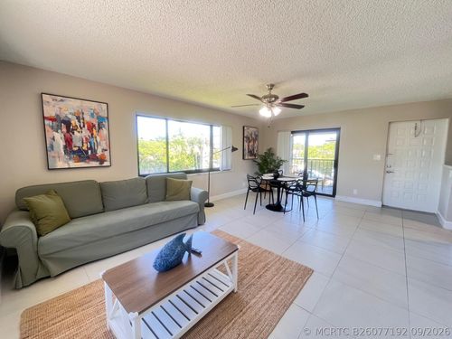 6499 Ne 7th Avenue, Boca Raton, FL, 33487 | Card Image