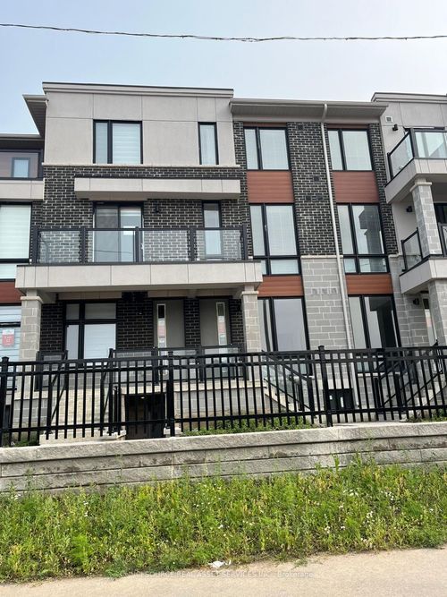 55-70 Knotsberry Cir, Brampton, ON, L6Y6G1 | Card Image