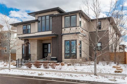 8802 E 53rd Ave, Denver, CO, 80238-3877 | Card Image