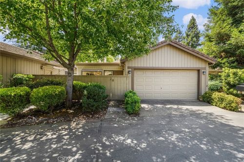 40 Pebblewood Pines Dr, Chico, CA, 95926 | Card Image