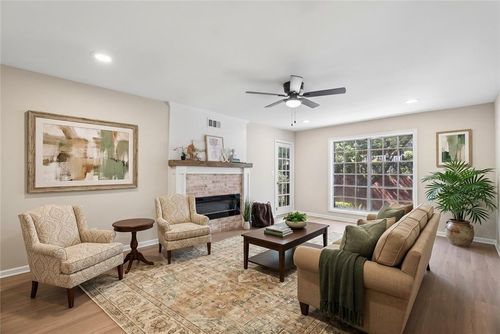 f19-6851 Roswell Road, Sandy Springs, GA, 30328 | Card Image