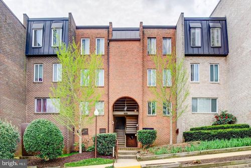 apt-101-5009 7th Rd S, ARLINGTON, VA, 22204-2525 | Card Image