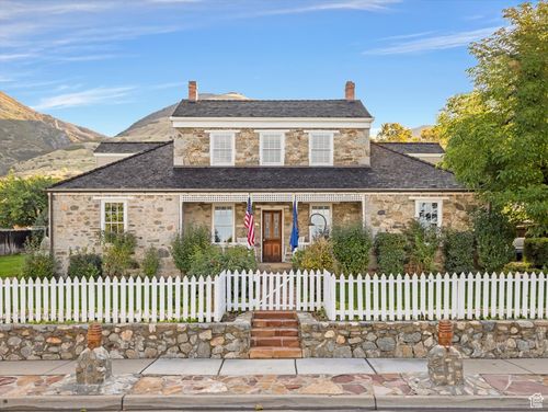 252 N 400 E, Centerville, UT, 84014-2010 | Card Image