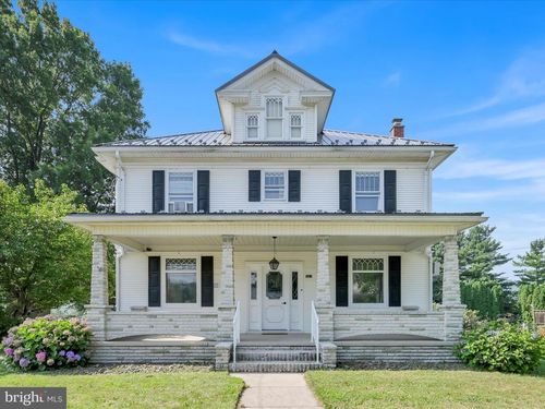 507 W Main St, VALLEY VIEW, PA, 17983-9711 | Card Image