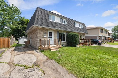 432b Dunvegan Dr, Waterloo, ON, N2K2C7 | Card Image