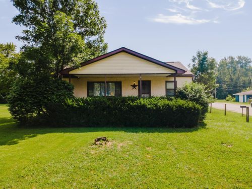 1698 Brown Rd, Columbus, OH, 43223-3805 | Card Image