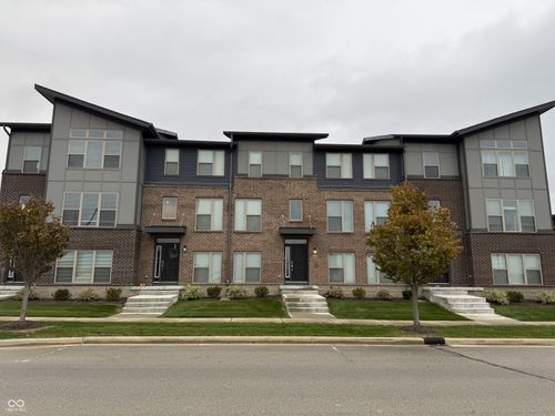 13341 Minden Dr, Fishers, IN, 46037-6360 | Card Image