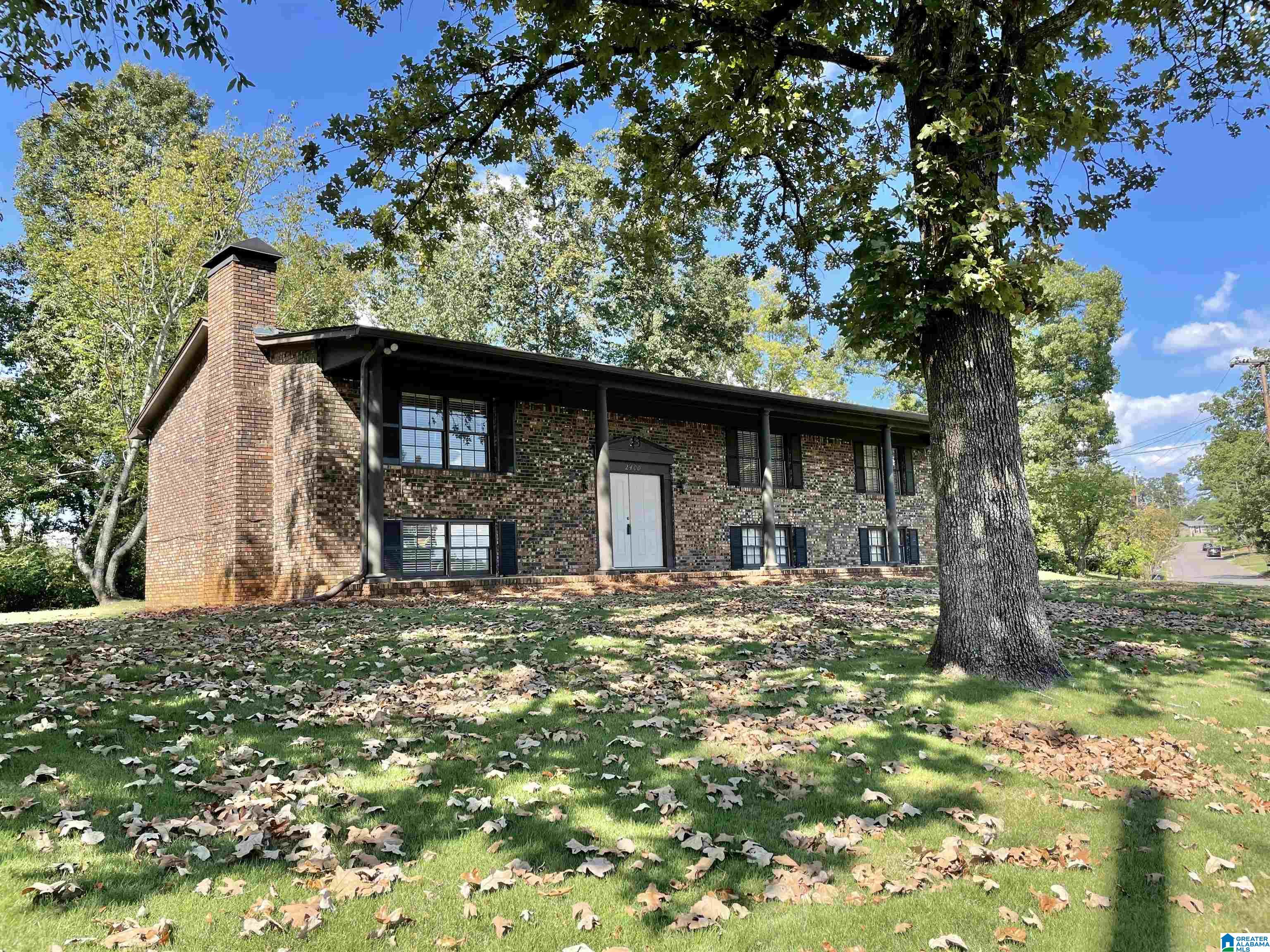 Regent Ln, Hoover, AL 35226