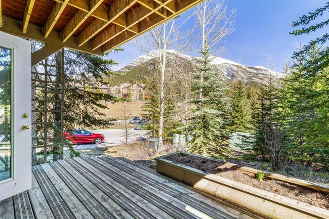 102 - 901 Benchlands Trail, Home with 2 bedrooms, 2 bathrooms and 2 parking in Canmore AB | Image 8