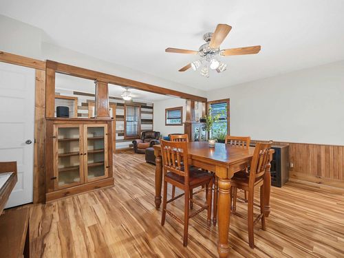 427 E Cook St, Portage, WI, 53901-2208 | Card Image