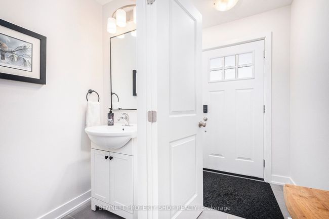 63 Whitcomb Cres, House attached with 3 bedrooms, 3 bathrooms and 2 parking in Smiths Falls ON | Image 4