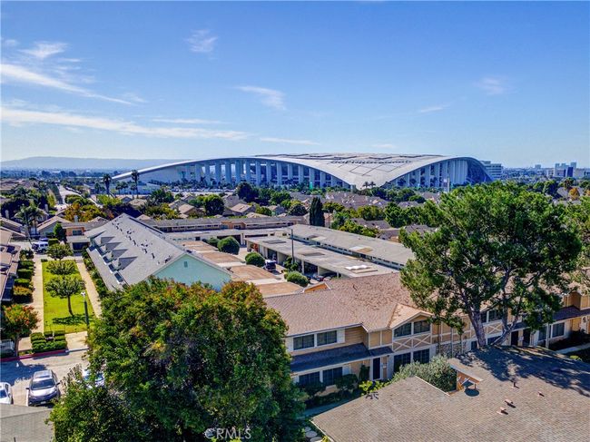 Lot's of entertainment just around the corner, within walking distance! | Image 30
