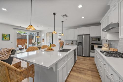 5651 Kameron Place, Rohnert Park, CA, 94928 | Card Image