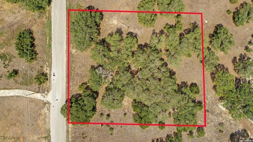 107 Calvin Barrett, Blanco, TX, 78606-5957 | Card Image