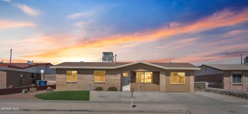9317 Sorbonne Dr, El Paso, TX, 79907-3432 | Card Image