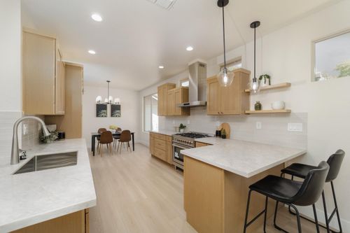 2165 Monument Dr, Lincoln, CA, 95648-8214 | Card Image