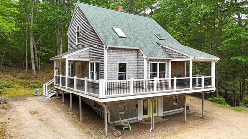 53 Mooers Rd, Nottingham, NH, 03290-4949 | Card Image