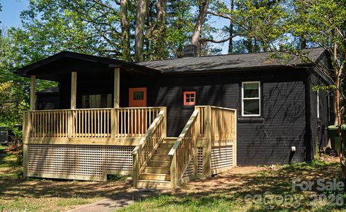 17 Springdale Ave, Asheville, NC, 28803-1212 | Card Image