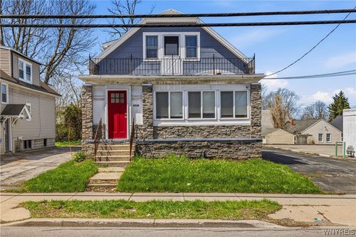 3938 Bailey Ave, Amherst, NY, 14226-3205 | Card Image