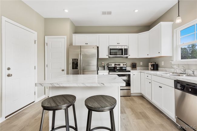 38 Central Pl, House other with 3 bedrooms, 3 bathrooms and null parking in Aylett VA | Image 8