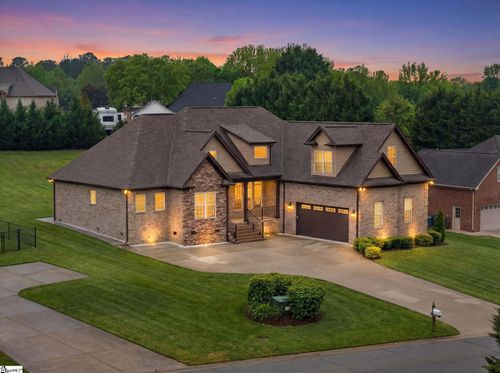 815 Shadow Creek Drive, Inman, SC, 29349 | Card Image