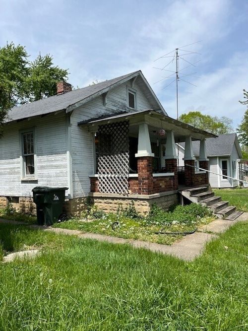 334 Vine St, Hope, IN, 47246-1553 | Card Image