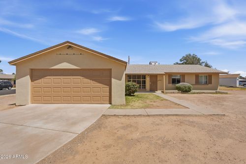 4028 W Gardenia Ave, Phoenix, AZ, 85051-7325 | Card Image