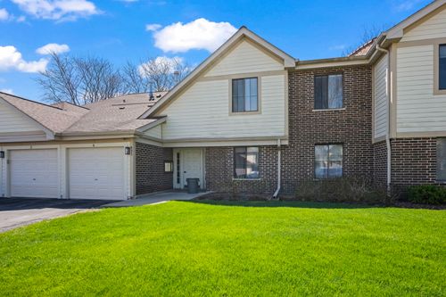 4-831 E Coach Rd, Palatine, IL, 60074-1830 | Card Image