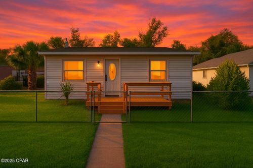 4129 Gaines St, Panama City, FL, 32404-9732 | Card Image