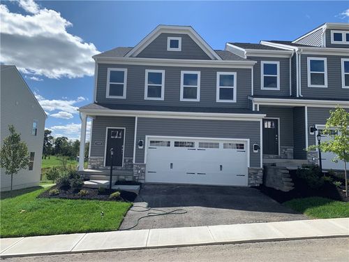 1005 Madisyn Ln, Valencia, PA, 16059-3605 | Card Image