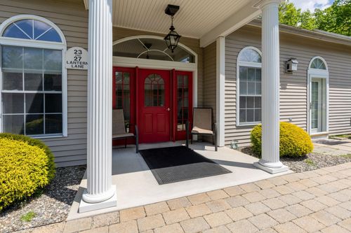 26 Lantern Ln, Kingston, NH, 03848-3260 | Card Image
