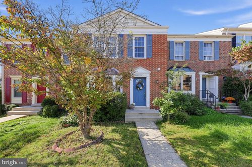 12517 Manchester Way, WOODBRIDGE, VA, 22192-6311 | Card Image