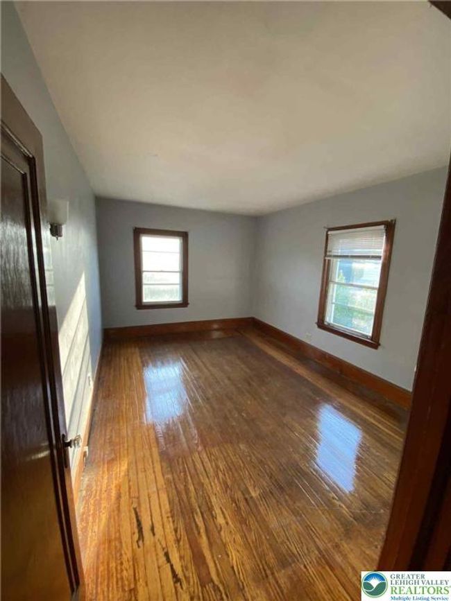 1027 Clamtown Rd, House other with 4 bedrooms, 2 bathrooms and null parking in Tamaqua PA | Image 11