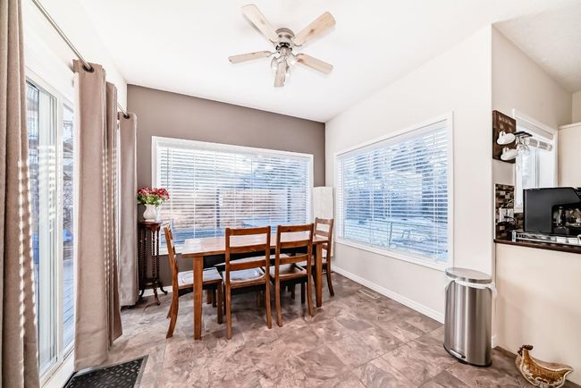 39 Bow Ridge Drive, House other with 3 bedrooms, 4 bathrooms and 2 parking in Cochrane AB | Image 9