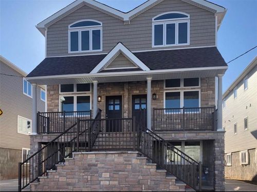46 Mapleton Ave, Staten Island, NY, 10306-5908 | Card Image