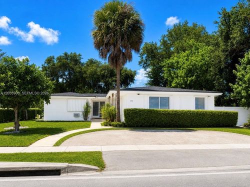 1570 Ne 130th St, North Miami, FL, 33161-5233 | Card Image