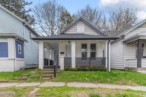 1045 Orchard St, Toledo, OH, 43609-3217 | Card Image