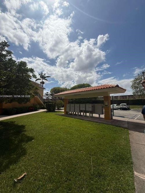 201-8-7280 Nw 114th Ave, Doral, FL, 33178-5580 | Card Image