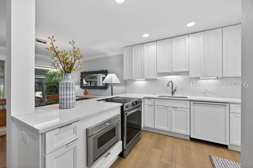 apt-212-68 Plantation Dr, Hilton Head Island, SC, 29928-4102 | Card Image