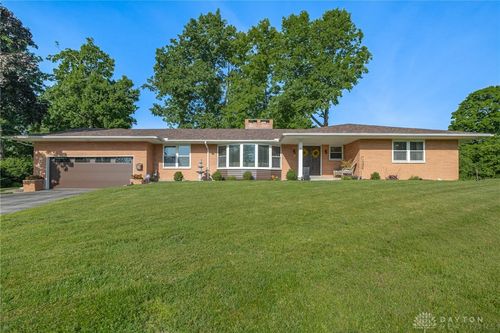 216 Mar Ken Dr, Dayton, OH, 45405-5242 | Card Image