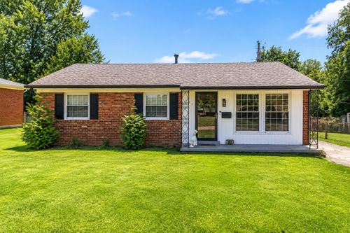 331 Mcdonald Dr, Versailles, KY, 40383 | Card Image
