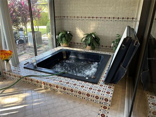 102 Coventry Ln, HAINES CITY, FL, 33844-8800 | Card Image