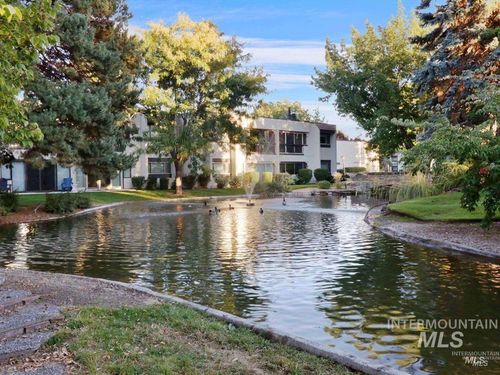 1162 N Camelot Dr, Boise, ID, 83704-8607 | Card Image